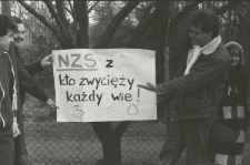 Mecz NZS UMCS kontra ZSP UMCS na boisku przy ul. Langiewicza w Lublinie 13.03.1989 r.