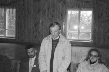 Janusz Stępniak podczas spotkania z mieszkańcami Częstoborowic w czasie kampanii wyborczej w 1989 r.
