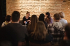 "Zdrowaś Mario": spotkanie autorskie z Aleksandrą Pezdą