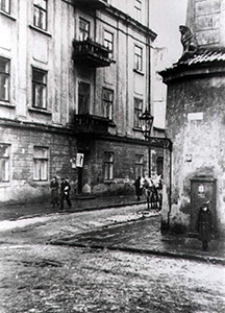 Stare Miasto w Lublinie, widok z Rynku na ulicę Złotą