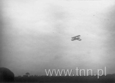 Przedmieścia Lublina, prawdopodobnie samolot RWD-14