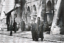 Żydzi na Rynku Wielkim w Zamościu