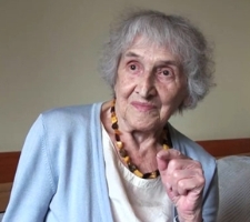 Dziadkowie i rodzeństwo - Teresa Piątkowska - fragment relacji świadka historii [WIDEO]
