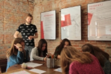 Małe Miasto Poezji. Warsztaty komiksowe z Maciejem Pałką