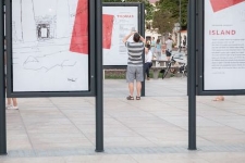 Wiecz&oacute;r między wierszami