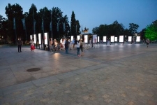 Wiecz&oacute;r między wierszami