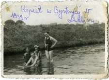 Kąpiel w rzece Bystrzycy