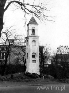 Pomnik Powstańc&oacute;w Listopadowych w Kurowie