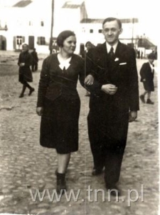 Spacer ulicami Kocka