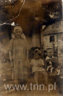 Władysław i Urszula Chaberscy z nianią. 16.10.1927 r.