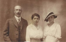 Dawid Obersztern, Laja Obersztern z domu Flam-Grad i Rozalia Obersztern