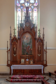 Ołtarz boczny w transepcie, strona prawa - Kościół rzymskokatolicki pw. św. Wojciecha w Wąwolnicy
