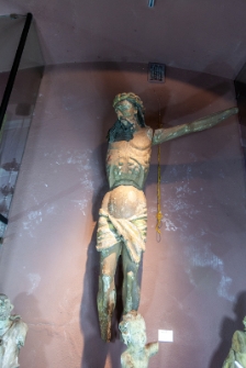 Rzeźba Chrystusa z łuku tęczowego Kościoła p.w. św. Marii Magdaleny rozebranego w 1849 r. - Kaplica Matki Bożej Kębelskiej, Wąwolnica