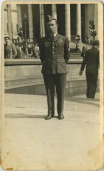 Sierżant pilot Kazimierz Roman Sobczak podczas służby wojskowej.