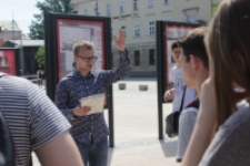 Lublin 4 VI 1989 &ndash; 4 VI 2019. Oprowadzanie po wystawie z Marcinem Stasiakiem