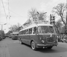 Przejazd autobusów przez Krakowskie Przedmieście
