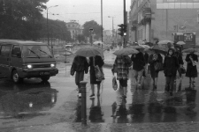 Przejście dla pieszych na skrzyżowaniu ulic 3 Maja, Krakowskiego Przedmieścia oraz Hugona Kołłątaja