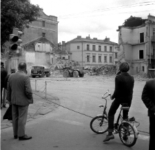 Krakowskie Przedmieście w Lublinie, wyburzanie budynk&oacute;w między Pocztą Gł&oacute;wną i ulicą Kołłątaja