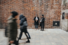 Światowy Dzień Filozofii. Performance "Chodź opowiem Ci..."