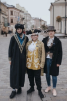 Światowy Dzień Filozofii. Performance "Chodź opowiem Ci..."