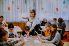 Między szeptem, a krzykiem. Warsztat opowieści.