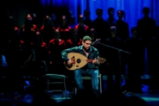 Głos-rozgłos. Assef Salloom na scenie Teatru Starego