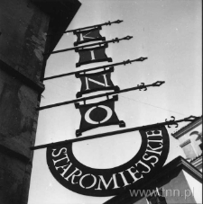 Szyld kina "Staromiejskiego"