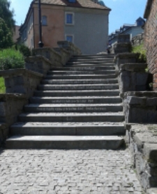 Schody Poezji w Zaułku Władysława Panasa. "Przesłanie Pana Cogito" Zbigniewa Herberta