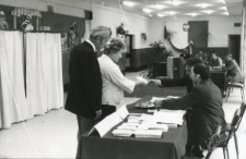I tura wybor&oacute;w parlamentarnych 4 czerwca 1989 roku w Polsce