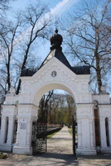 Brama cmentarna przy ul. Lipowej w Lublinie