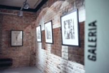 Wystawa Jadą Cyganie wielu wozami&hellip; &ndash; fotografie Andrzeja Polakowskiego