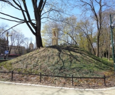 Kurhan w Ogrodzie Saskim w Lublinie