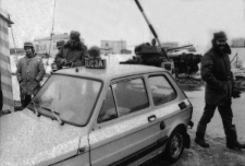 Stan wojenny w Lublinie - kontrolny posterunek wojskowy