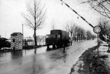 Stan wojenny w Lublinie - kontrolny posterunek wojskowy