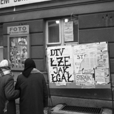 Plakaty antyrządowe w Lublinie