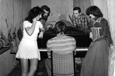 Zespół Estrady Lubelskiej podczas przerwy w spektaklach Królewny Śnieżki