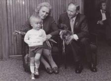 Antonina i Michał Fijałkowie na ślubie syna Grzegorza