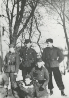 Żołnierze kompanii łączności 27. Wołyńskiej Dywizji Piechoty AK