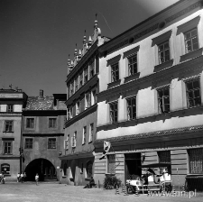 Rynek z widokiem na Bramę Rybną