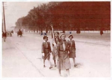 Poczet sztandarowy Szkoły Podstawowej nr 9 w Lublinie &ndash; Maria Pietraszewska &ndash; fragment relacji świadka historii [AUDIO]