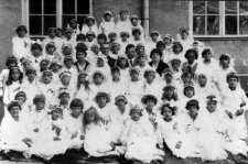 Pierwsza komunia Anny Ulbrych&oacute;wny