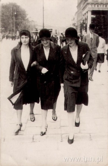 "Trzy Gracje" na Krakowskim Przedmieściu