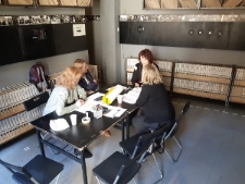 Konsultacje z Leorą Tec podczas seminarium "Sprawiedliwi wśr&oacute;d Narod&oacute;w Świata NARRACJE &ndash; PERSPEKTYWY &ndash; INSPIRACJE"