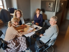 Praca warsztatowa podczas seminarium "Sprawiedliwi wśr&oacute;d Narod&oacute;w Świata NARRACJE &ndash; PERSPEKTYWY &ndash; INSPIRACJE"