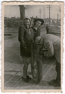 Zbigniew i Wanda Kopczyńscy na przejażdżce