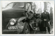 Zbigniew Kopczyński z rozbitą ciężar&oacute;wką