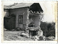 Kamienica przy ulicy Podwale 5 po bombardowaniu