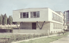 Budynek przy dawnej Alei PKWN