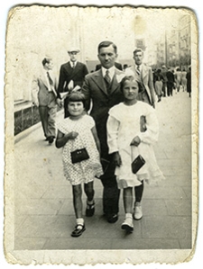 Władysław Ślusarski z córkami