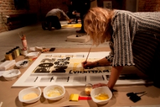 Irańsko-polski performance malarstwa kaligraficznego